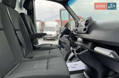 Грузовой фургон Mercedes-Benz Sprinter 2021 в 