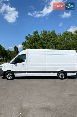 Грузовой фургон Mercedes-Benz Sprinter 2019 в 