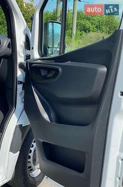 Грузовой фургон Mercedes-Benz Sprinter 2019 в 
