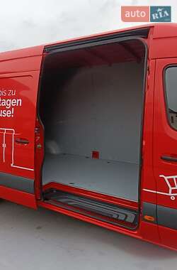 Грузовой фургон Mercedes-Benz Sprinter 2021 в 
