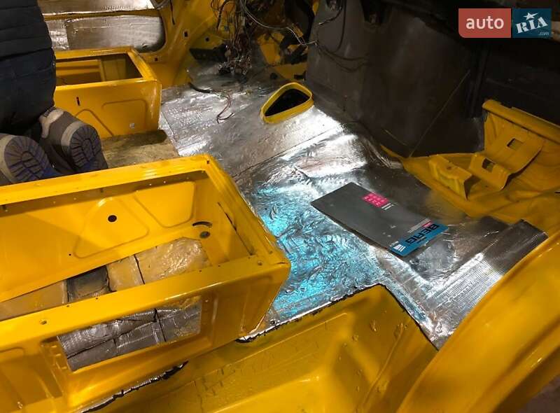 Евакуатор Mercedes-Benz Sprinter 1997 в Одесі