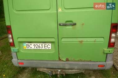 Вантажний фургон Mercedes-Benz Sprinter 2005 в 