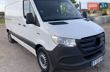 Вантажний фургон Mercedes-Benz Sprinter 2022 в 