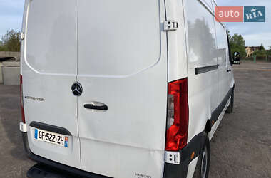 Вантажний фургон Mercedes-Benz Sprinter 2022 в 