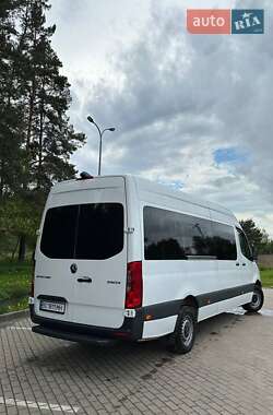 Вантажопасажирський фургон Mercedes-Benz Sprinter 2020 в 