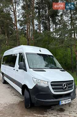 Вантажопасажирський фургон Mercedes-Benz Sprinter 2020 в 