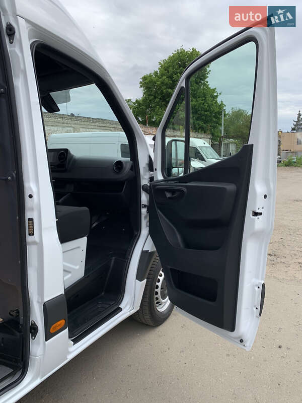 Вантажний фургон Mercedes-Benz Sprinter 2021 в Рівному