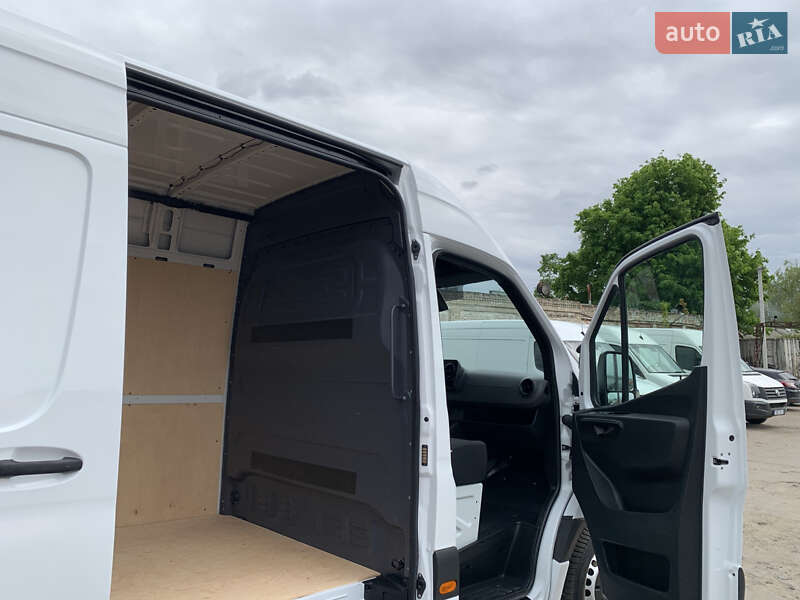Вантажний фургон Mercedes-Benz Sprinter 2021 в Рівному