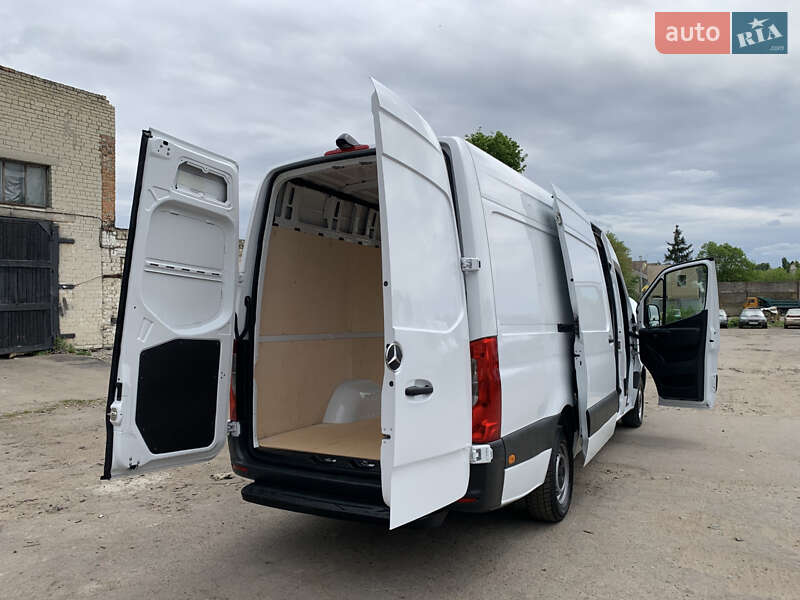 Вантажний фургон Mercedes-Benz Sprinter 2021 в Рівному