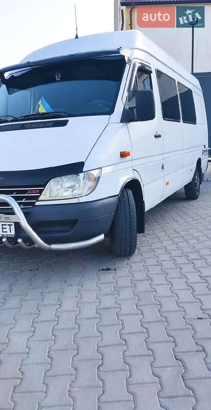 Грузопассажирский фургон Mercedes-Benz Sprinter 2001 в Каменец-Подольском