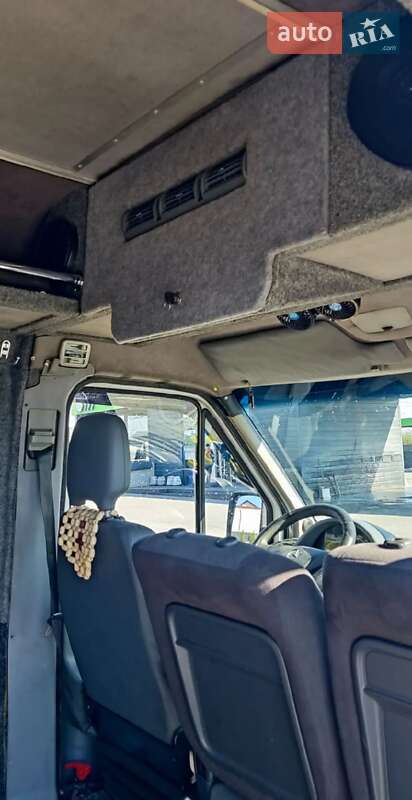 Грузопассажирский фургон Mercedes-Benz Sprinter 2001 в Каменец-Подольском