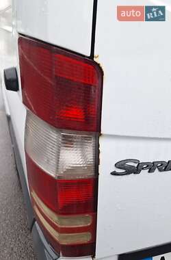 Грузопассажирский фургон Mercedes-Benz Sprinter 2010 в 