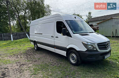 Вантажний фургон Mercedes-Benz Sprinter 2015 в Прилуках