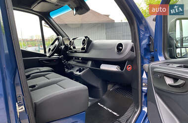 Грузовой фургон Mercedes-Benz Sprinter 2021 в 