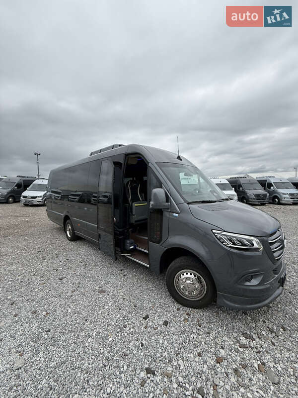 Туристический / Междугородний автобус Mercedes-Benz Sprinter 2025 в 
