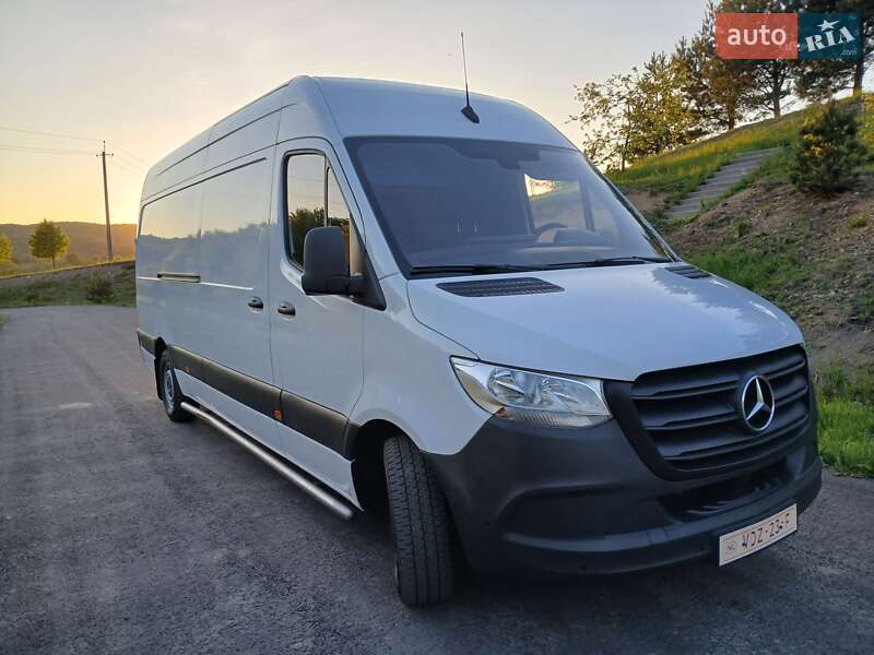 Вантажний фургон Mercedes-Benz Sprinter 2019 в 