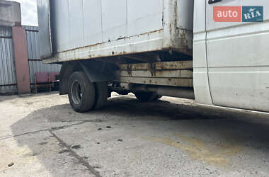 Грузовой фургон Mercedes-Benz Sprinter 2006 в 