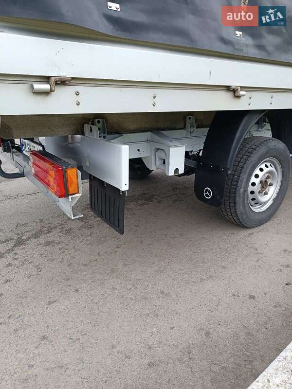Тентований Mercedes-Benz Sprinter 2004 в Дніпрі