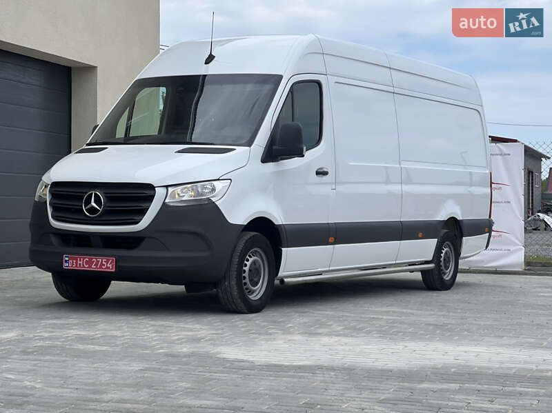 Mercedes-Benz Sprinter 2021