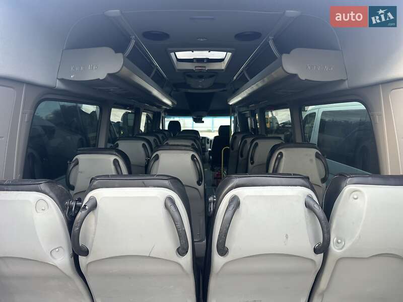 Туристический / Междугородний автобус Mercedes-Benz Sprinter 2014 в Ровно
