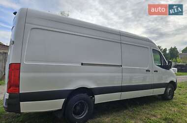 Другие грузовики Mercedes-Benz Sprinter 2020 в 