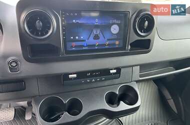 Грузовой фургон Mercedes-Benz Sprinter 2019 в 