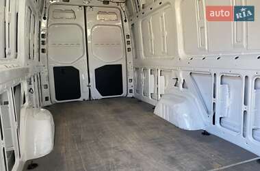 Вантажний фургон Mercedes-Benz Sprinter 2019 в 