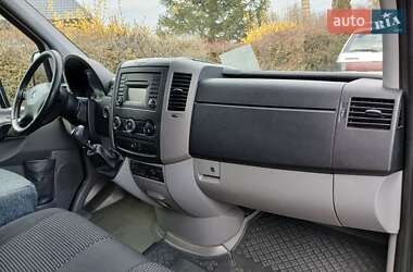 Грузовой фургон Mercedes-Benz Sprinter 2012 в 