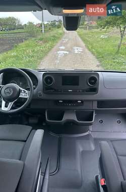 Грузопассажирский фургон Mercedes-Benz Sprinter 2019 в 