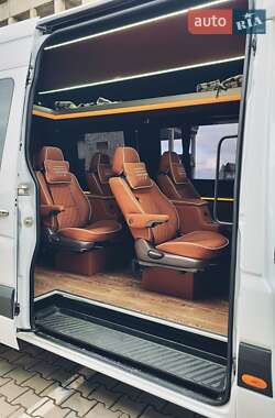 Микроавтобус Mercedes-Benz Sprinter 2015 в 