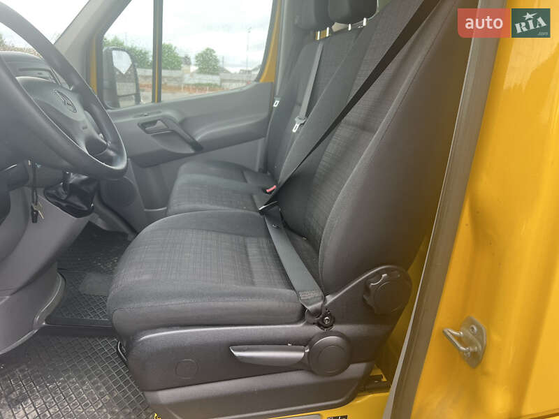 Вантажний фургон Mercedes-Benz Sprinter 2016 в Вінниці
