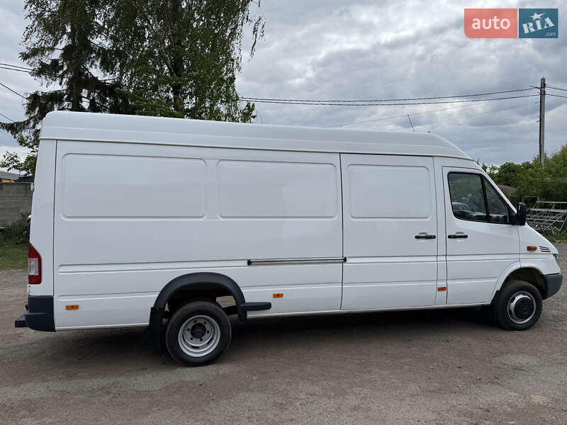 Грузовой фургон Mercedes-Benz Sprinter 2005 в Ровно