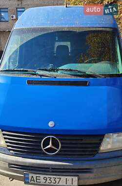 Грузовой фургон Mercedes-Benz Sprinter 1999 в Люботине