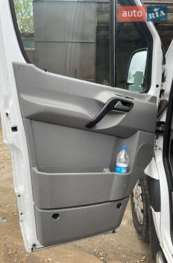 Вантажний фургон Mercedes-Benz Sprinter 2014 в 