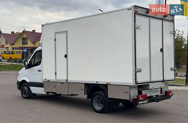 Грузовой фургон Mercedes-Benz Sprinter 2016 в 