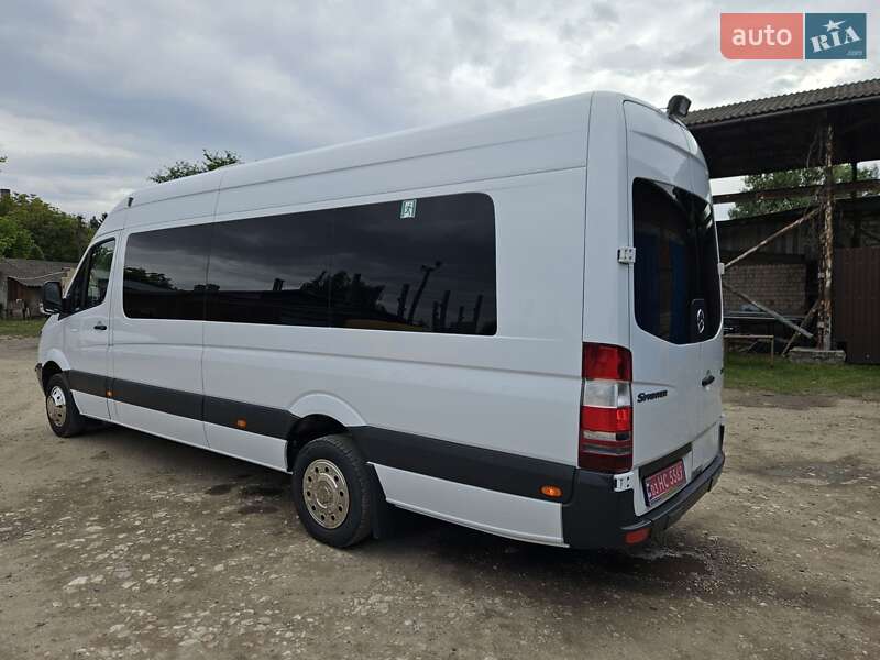 Туристический / Междугородний автобус Mercedes-Benz Sprinter 2013 в Черновцах