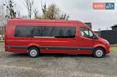 Вантажопасажирський фургон Mercedes-Benz Sprinter 2020 в 