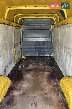 Грузовой фургон Mercedes-Benz Sprinter 2004 в 