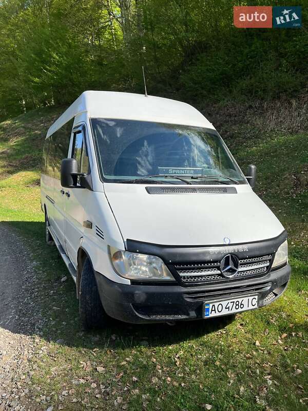 Mercedes-Benz Sprinter 2003