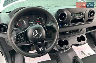 Грузовой фургон Mercedes-Benz Sprinter 2020 в 