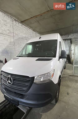Грузовой фургон Mercedes-Benz Sprinter 2021 в Киеве