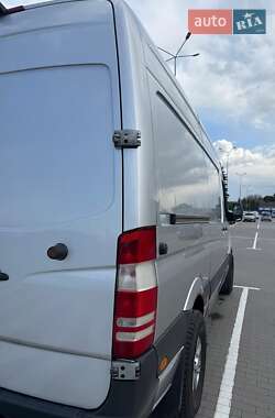 Другие автобусы Mercedes-Benz Sprinter 2011 в 