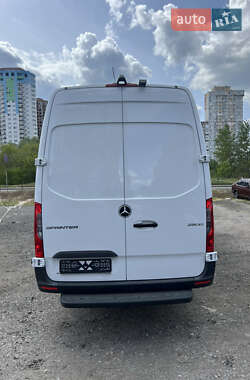 Вантажний фургон Mercedes-Benz Sprinter 2020 в 
