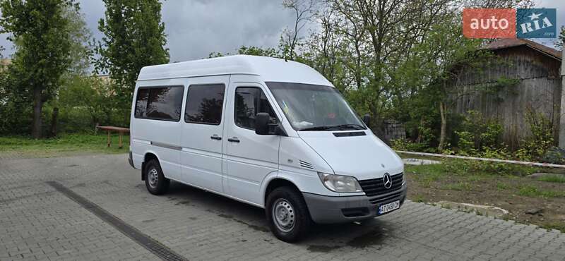 Микроавтобус Mercedes-Benz Sprinter 2000 в Ивано-Франковске
