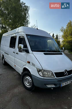 Грузовой фургон Mercedes-Benz Sprinter 2005 в 