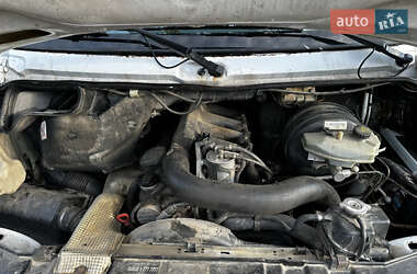 Грузовой фургон Mercedes-Benz Sprinter 2005 в 