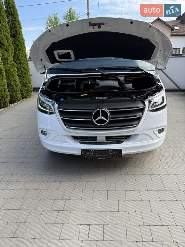 Вантажний фургон Mercedes-Benz Sprinter 2018 в Львові