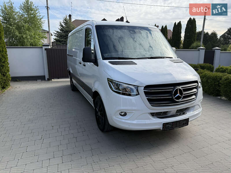 Вантажний фургон Mercedes-Benz Sprinter 2018 в Львові