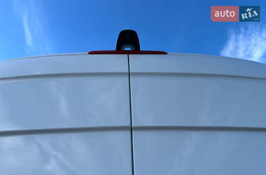 Грузовой фургон Mercedes-Benz Sprinter 2021 в 