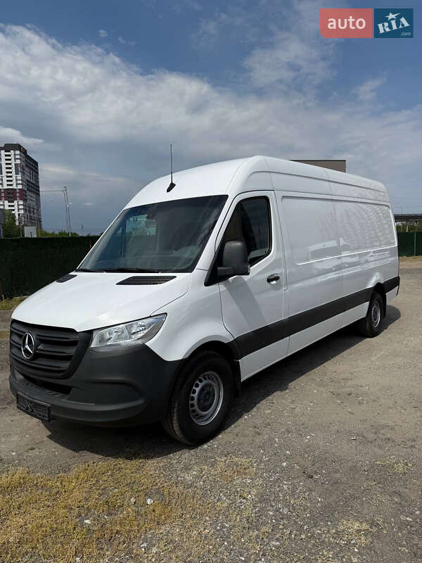 Mercedes-Benz Sprinter 2021